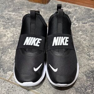 NWOB Kids' Nike Flex Runner 4 Slip On Shoes